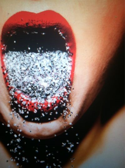 Tamara_Grit_over_Glitter