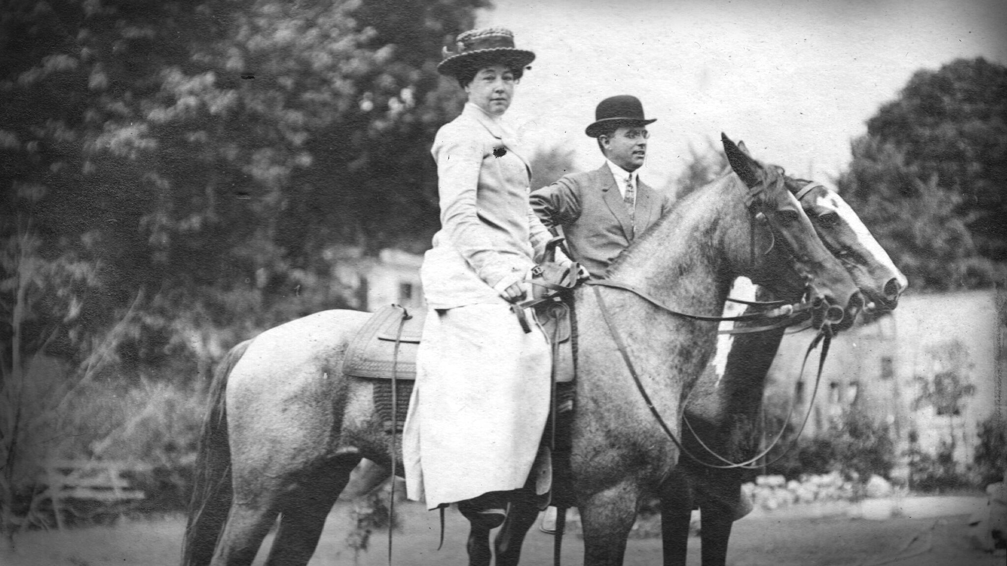 Alice-Guy-Blanch-Melville-Riding-Horses