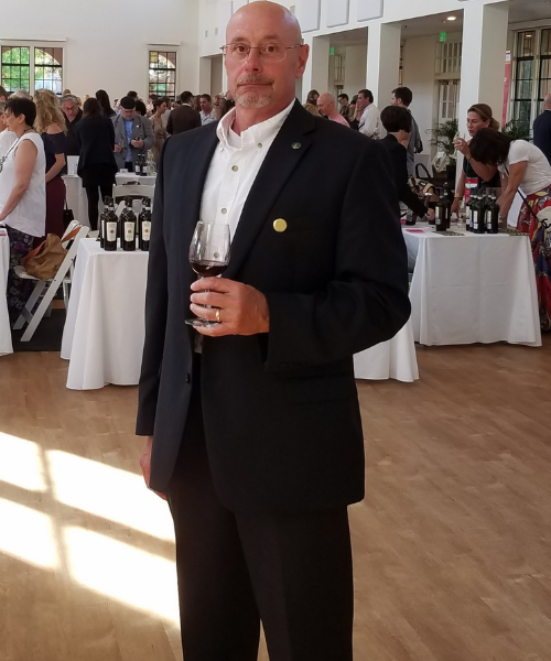 Tom Oetinger Wine connoisseur